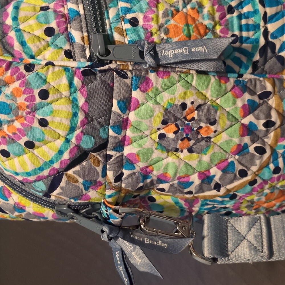 Vera Bradley Sunny Medallion Grand Traveler Bag - Picture 2 of 6